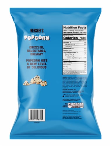 HERSHEY’S Cookies ‘n’ Crème Popcorn Perspective: left