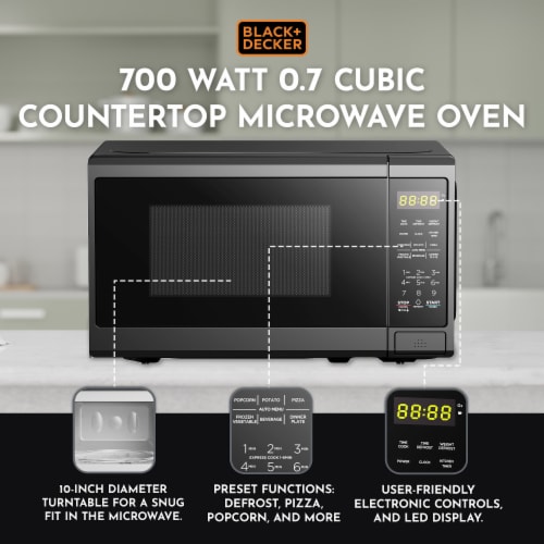 Black + Decker - 0.7 Cu. ft. Countertop 700W Black Microwave