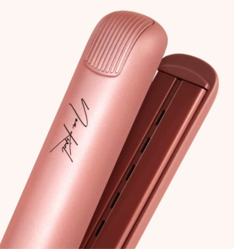 Noa Kirel Stylista Straightener Perspective: left