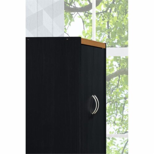 Hodedah 4 door kitchen pantry with 4 shop shelves