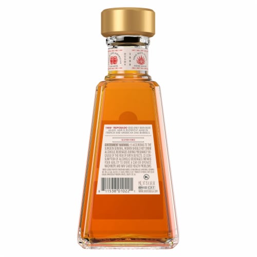 1800® Tequila Reposado Perspective: left