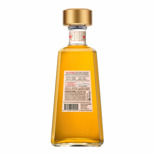 1800® Reposado Tequila Perspective: left