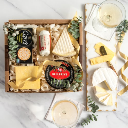 igourmet Mouthwatering Champagne Cheese Sampler and Assortment in Gift Box (26.2 ounce) Perspective: left