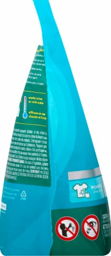 Method Laundry Detergent Packs Perspective: left