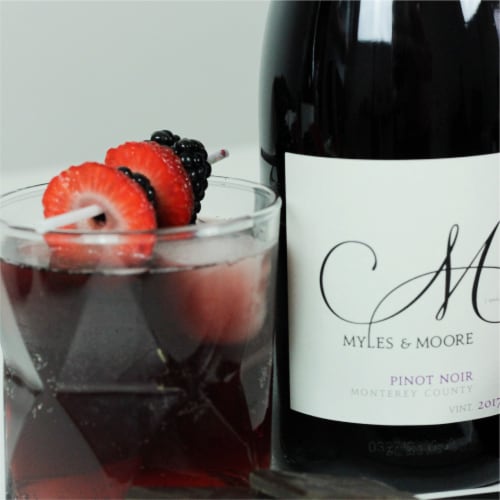 Myles & Moore Winemakers' Collection Pinot Noir California Red Wine Perspective: left