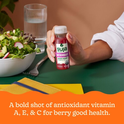 Suja Organic Antioxidant Mixed Berry Shot Perspective: left