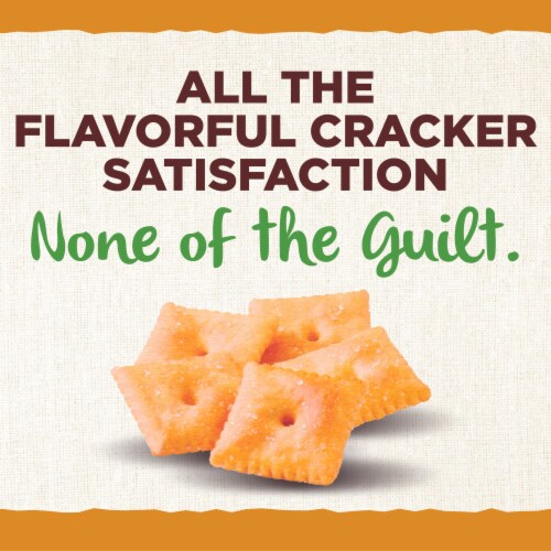 Back to Nature Cheddar Cheese Flavored Crackers Box Perspective: left