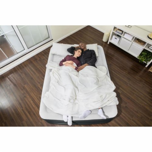 Sealy Tritech Inflatable Air Mattress Bed Queen 18 with Built-In AC Pump & Bag Perspective: left