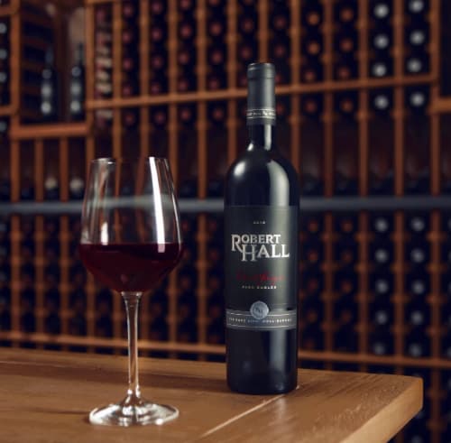 Robert Hall Paso Robles Cabernet Sauvignon 750 ml Perspective: left