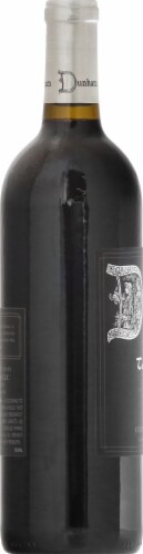 Dunham Cellars Trutina Red Blend Perspective: left