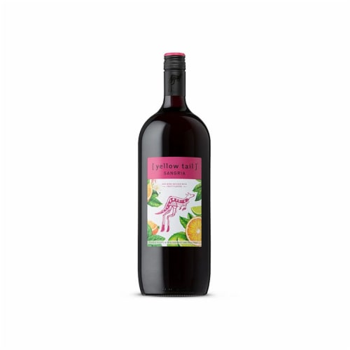 Yellow Tail Australia Fruits Sangria Perspective: left