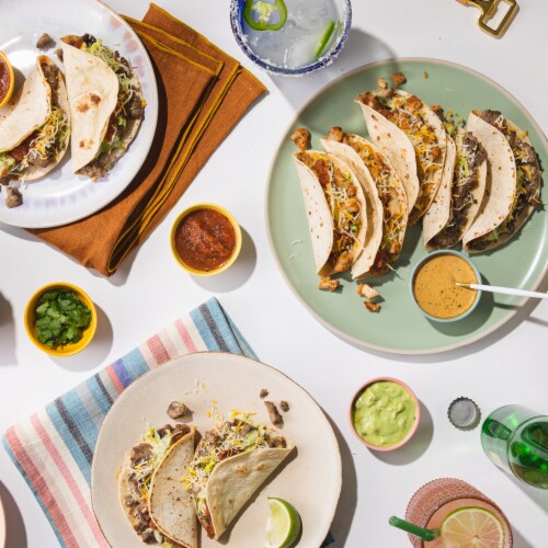 Home Chef Heat & Eat Carne Asada Street Taco Kit Perspective: left