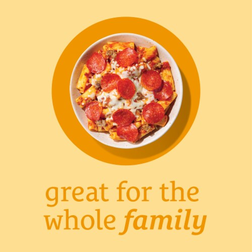 Home Chef Heat & Eat Family Meals Pasta with Uncured Pepperoni in Pizza Sauce Perspective: left