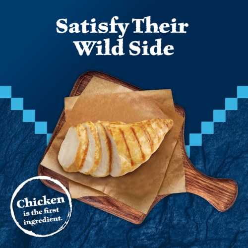 Blue Wilderness Chicken Flavor Crunchy Cat Treats Perspective: left