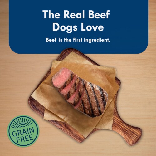 Blue Buffalo Delights Small Breed Natural Wet Dog Food, NY Strip Flavor in Gravy, 3.5-oz Cups Perspective: left