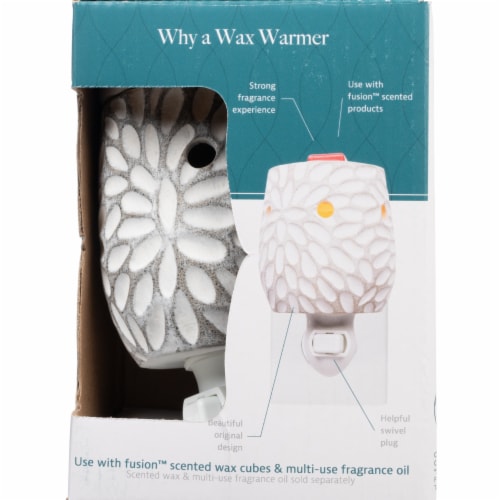 Fusion™ Accent Wax Warmer Kristy Perspective: left