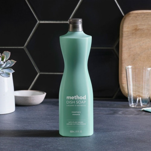 METHOD Dish Soap Rosemary Perspective: left