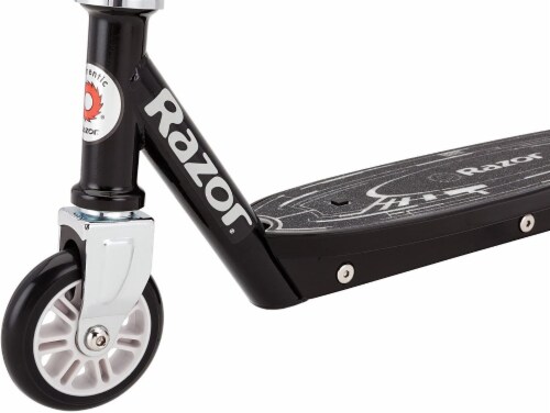 Razor Tekno Scooter Perspective: left