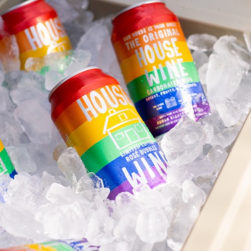 House Wine Rose Bubbles Wine Spritzer Single Can Perspective: left