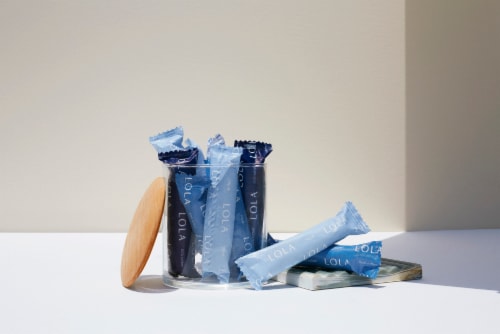 LOLA Compact Tampons Duo Pack Regular/Super Absorbency Unscented Perspective: left