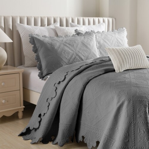 MarCielo 100% Cotton Oversized Bedspread Quilt Set Embroidery TK Perspective: left