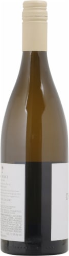Dog Point Vineyard Sauvignon Blanc White Wine Perspective: left