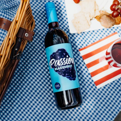 L'uva Bella Winery Passion Blackberry Sweet California Red Wine Perspective: left