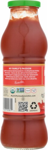 Mutti Organic Tomato Puree Perspective: left