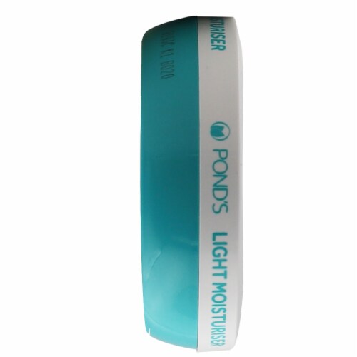 Pond's Light Moisturizer Perspective: left
