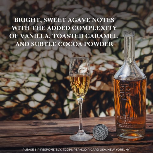 Codigo 1530 Tequila Anejo Perspective: left