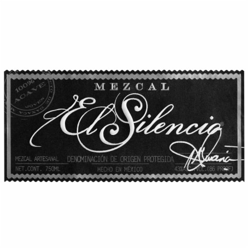 El Silencio Joven Espadin Mezcal Perspective: left