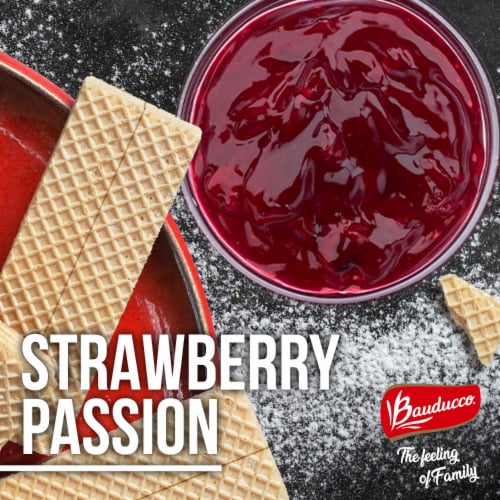 Bauducco® Strawberry Wafer Cookies Perspective: left