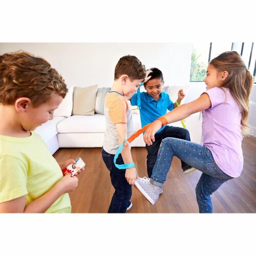Mattel Noodle Knots Card Game Perspective: left