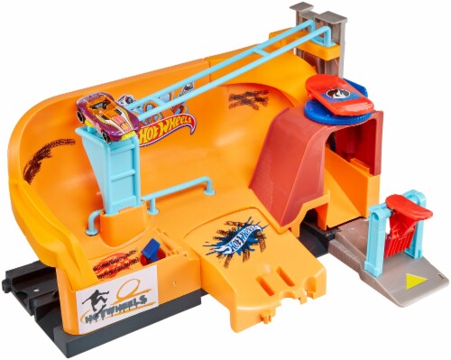 Mattel Hot Wheels® City Super Stunt Skate Park Play Set, 1 ct