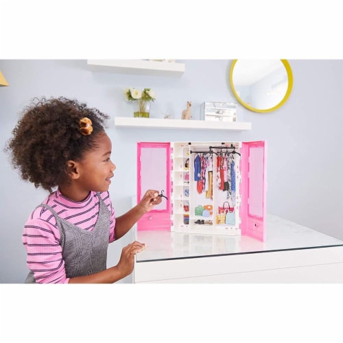 Barbie Fashionistas Ultimate Closet Portable Fashion Toy for 3 to 8 Year  Olds, 1 - Foods Co.