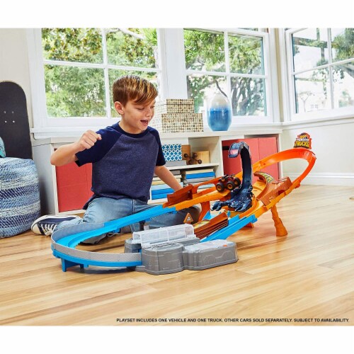 Hot Wheels - Monster Trucks Scorpion Raceway