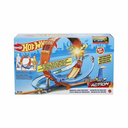 Hot Wheels Toy Car Track Set Loop Stunt Champion, Dual-Track Loop with  Dual-Launcher, Includes 1:64 Scale Toy Car