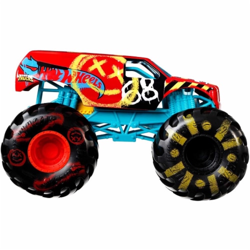 Mattel Hot Wheels® Monster Trucks Demo Derby Vehicle Perspective: left