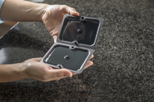 TOMCAT Glue Mouse Trap - Black Perspective: left