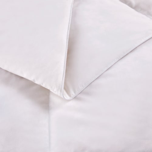 HD Designs® Down Alternative Comforter Light King Perspective: left