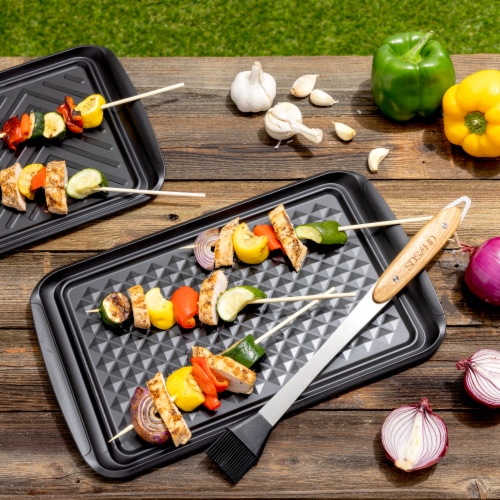 SDS for HD Designs Marinating Trays Perspective: left