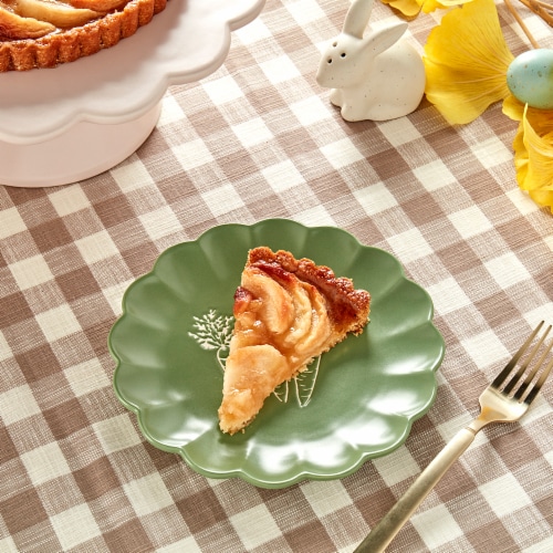 SDS for HD Designs Scalloped Dessert Plate – Carrots Perspective: left