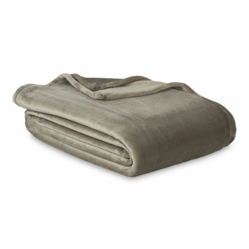 HD Designs® Microplush Blanket - Green Perspective: left