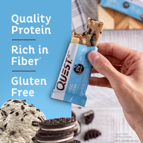 Quest Cookies & Cream Protein Bar Perspective: left