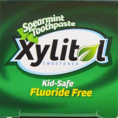 Epic Dental Xylitol Kid-Safe Flouride-Free Spearmint Toothpaste Perspective: left