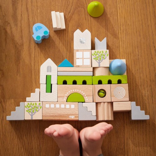 HABA Coburg Wooden Building Blocks 28 Piece Set (Made in Germany) Perspective: left