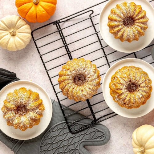 Bundt Cake Pan, Perfect for Bundt Cakes, Die Cast Aluminum, Cake Pan - (4Mini Joys) Perspective: left