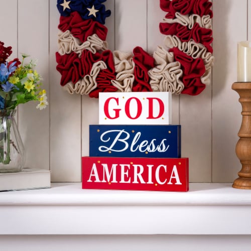 Glitzhome Patriotic Battery Operated Illuminated Wooden Block Decor Perspective: left