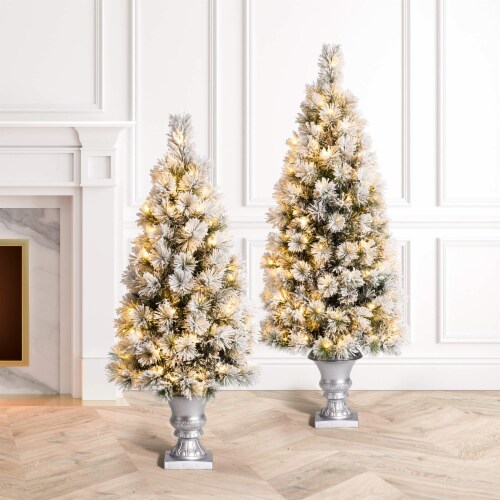 Glitzhome 4 Feet Pre-Lit Flocked Pine Faux Christmas Porch Tree with 100 Warm White Lights Perspective: left