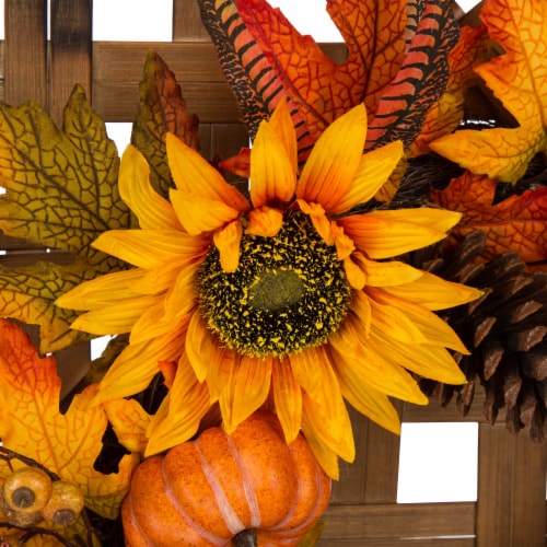 Glitzhome Bamboo Tobacco Basket with Sunflower Wreath Perspective: left